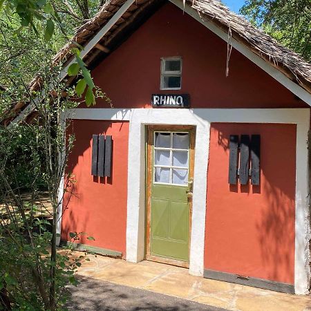 Maasai Simba Camp Hotel อัมโบเซลี ภายนอก รูปภาพ