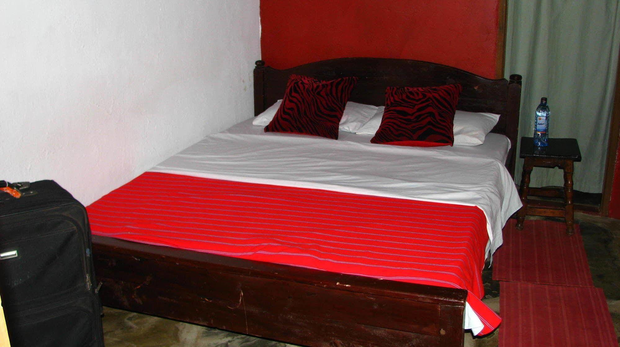 Maasai Simba Camp Hotel อัมโบเซลี ภายนอก รูปภาพ
